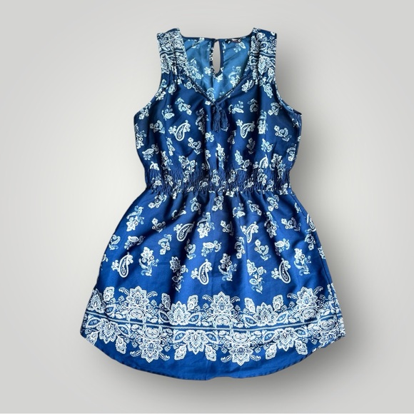 Indulge Blue Paisley Dress - Picture 16 of 16